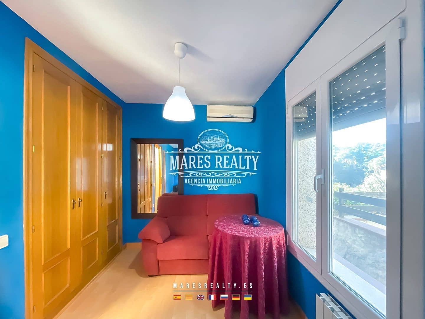 4 soverom Villa til salgs i Orrius med garasje - € 485 000 (Ref: 8783482)