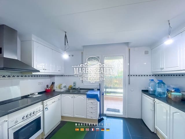 4 soverom Villa til salgs i Orrius med garasje - € 485 000 (Ref: 8783482)