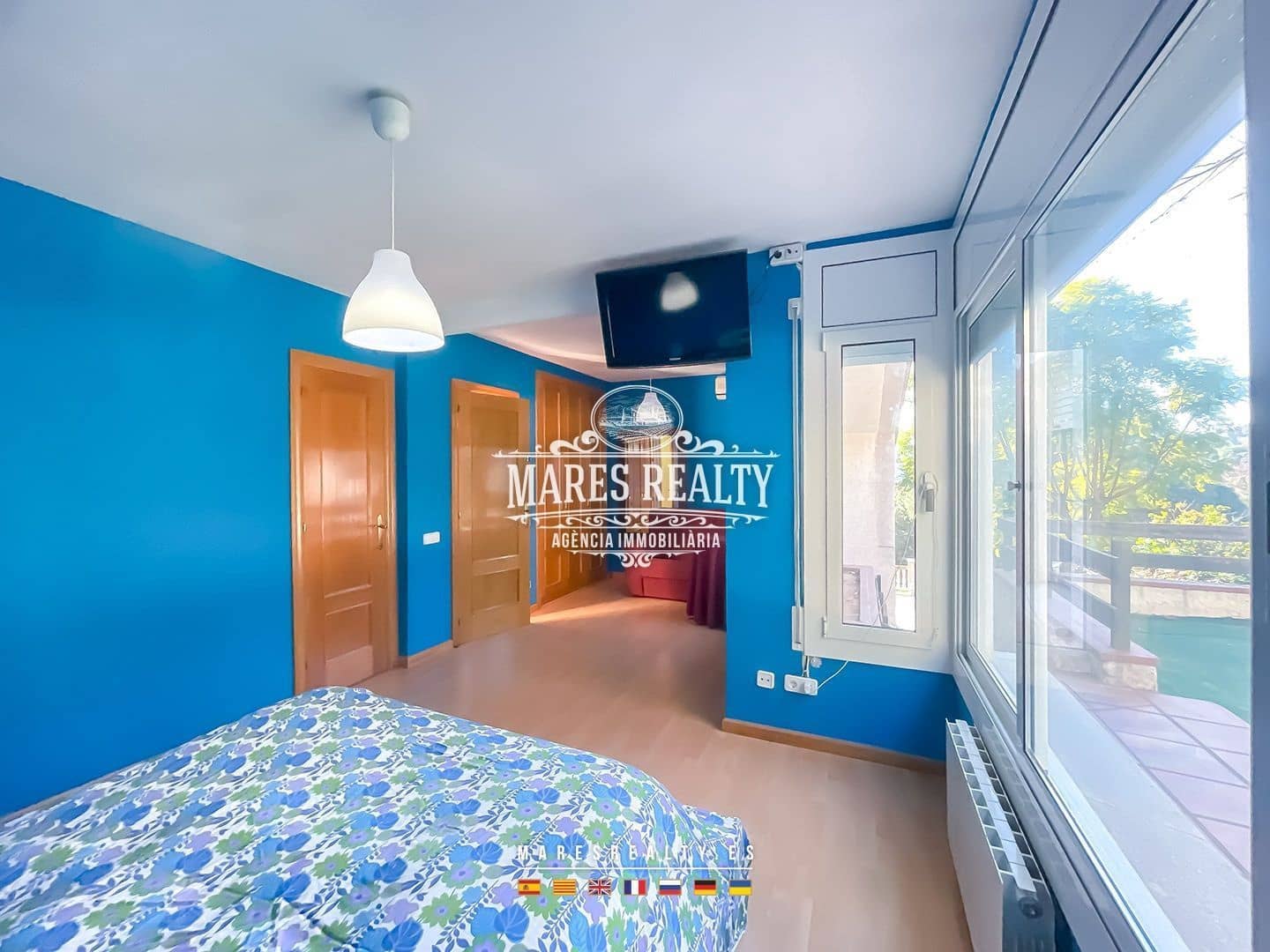 4 soverom Villa til salgs i Orrius med garasje - € 485 000 (Ref: 8783482)