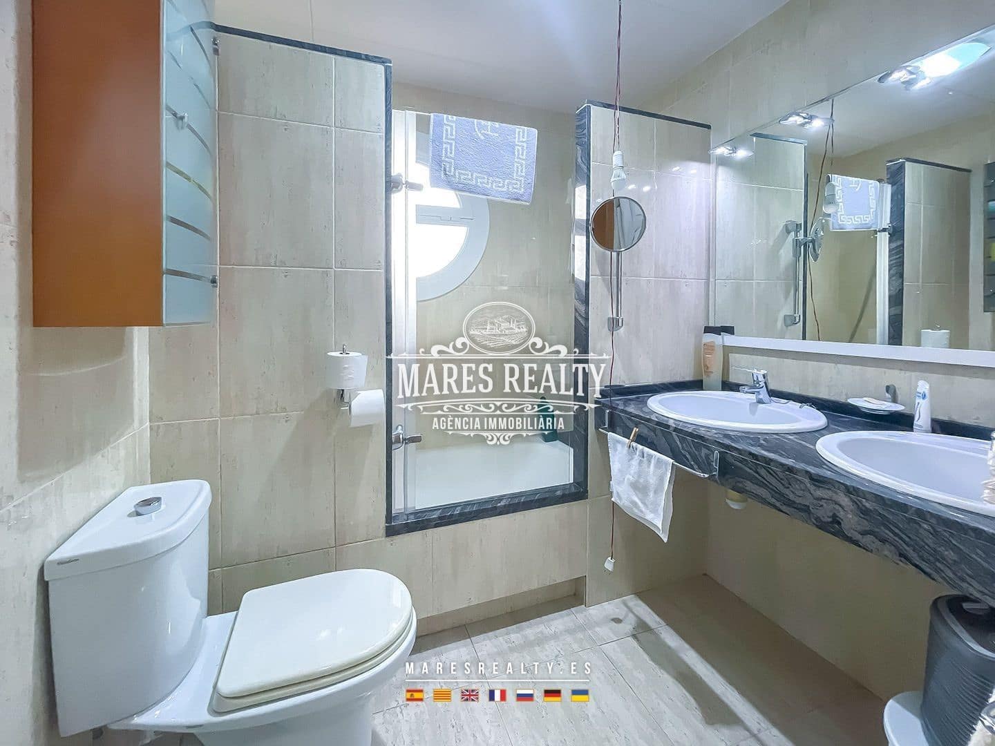 4 soverom Villa til salgs i Orrius med garasje - € 485 000 (Ref: 8783482)