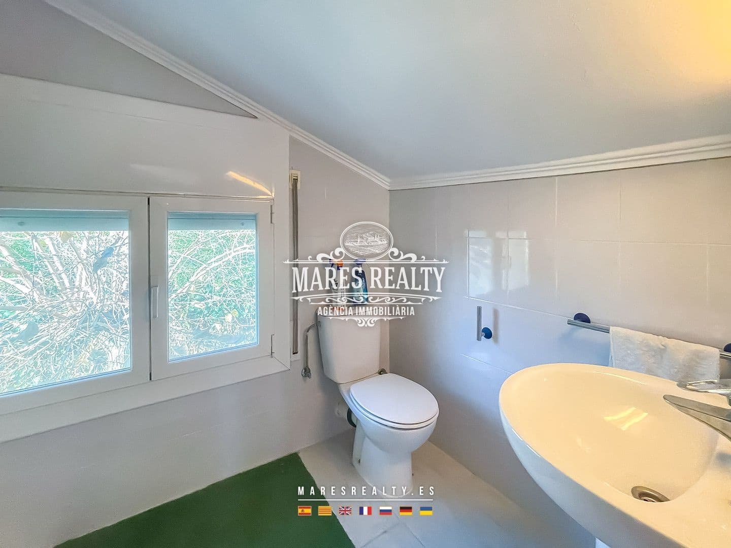 4 soverom Villa til salgs i Orrius med garasje - € 485 000 (Ref: 8783482)