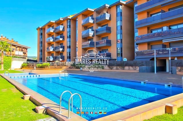 3 soveværelse Lejlighed til salg i Fenals, Lloret de Mar med swimmingpool - € 320.000 (Ref: 8786077)