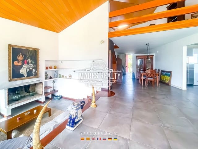 4 bedroom Villa for sale in Mataró with pool garage - € 695,000 (Ref: 8854542)