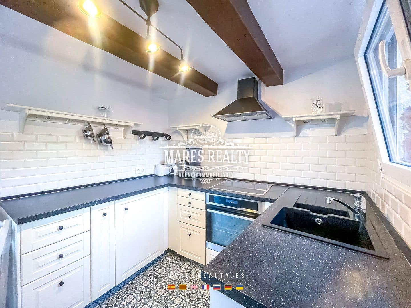 3 soverom Villa til salgs i Santa Susanna med svømmebasseng garasje - € 316 000 (Ref: 8866782)