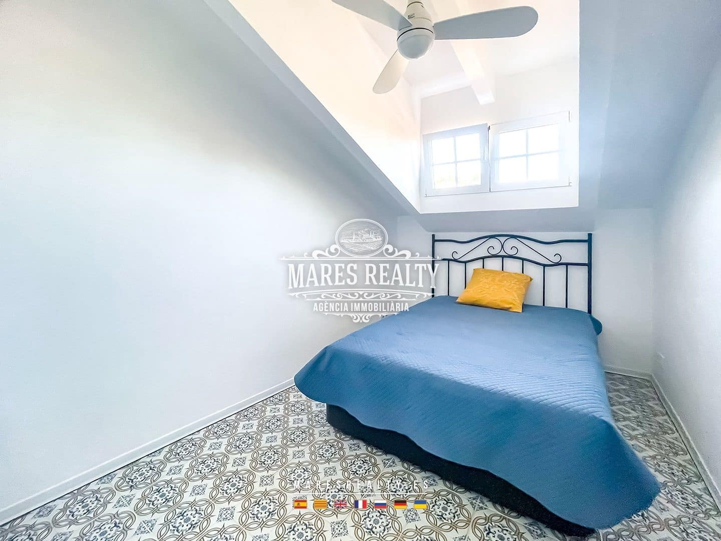 3 soverom Villa til salgs i Santa Susanna med svømmebasseng garasje - € 316 000 (Ref: 8866782)