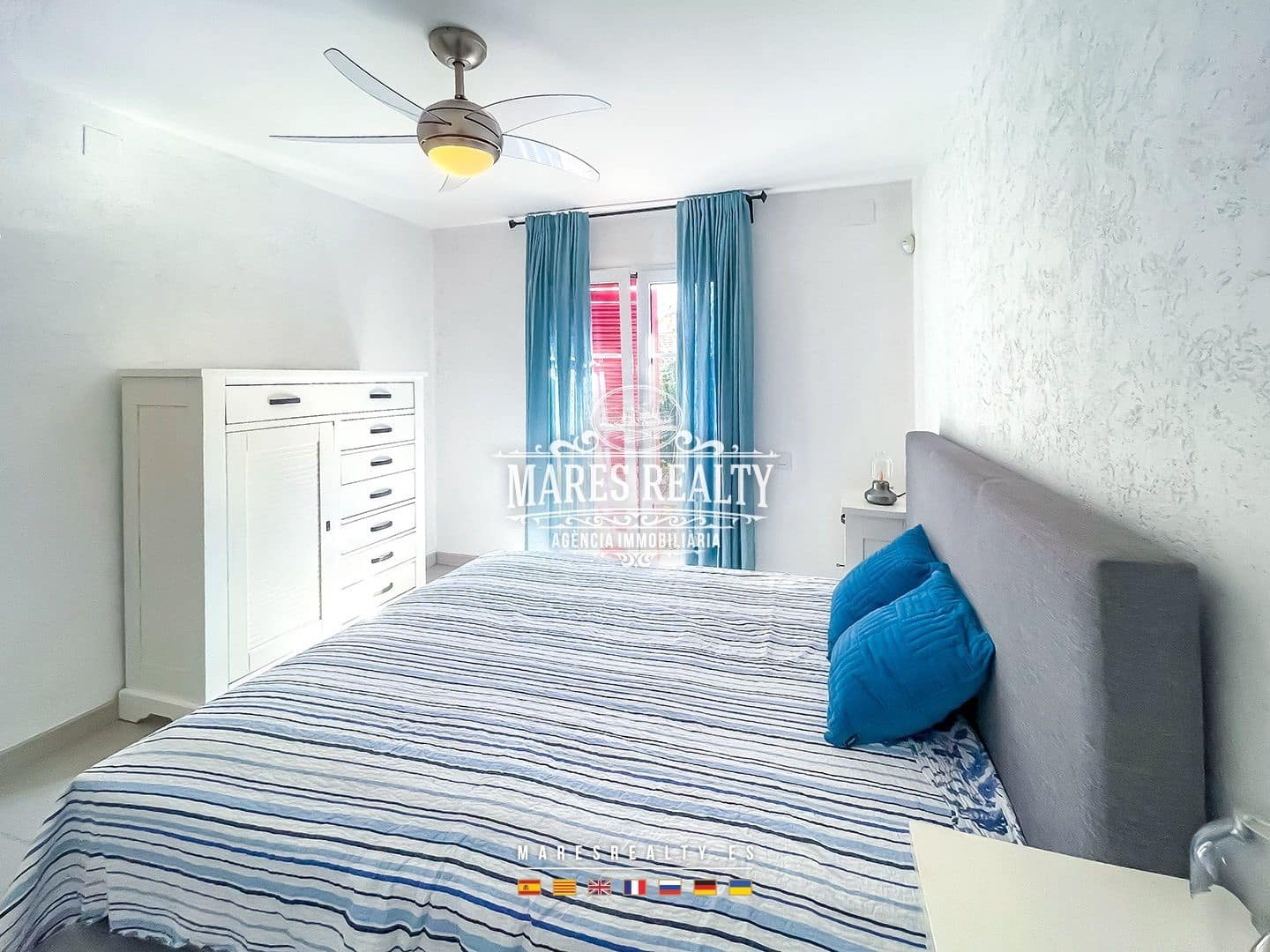 3 soverom Villa til salgs i Santa Susanna med svømmebasseng garasje - € 316 000 (Ref: 8866782)