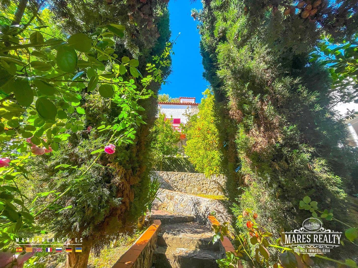 3 soverom Villa til salgs i Santa Susanna med svømmebasseng garasje - € 316 000 (Ref: 8866782)