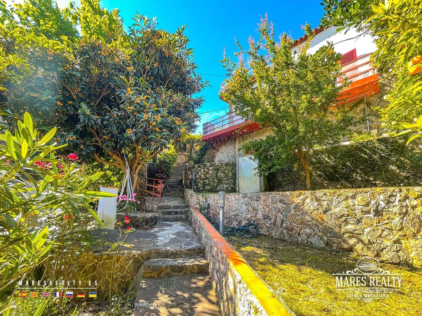 3 soverom Villa til salgs i Santa Susanna med svømmebasseng garasje - € 316 000 (Ref: 8866782)