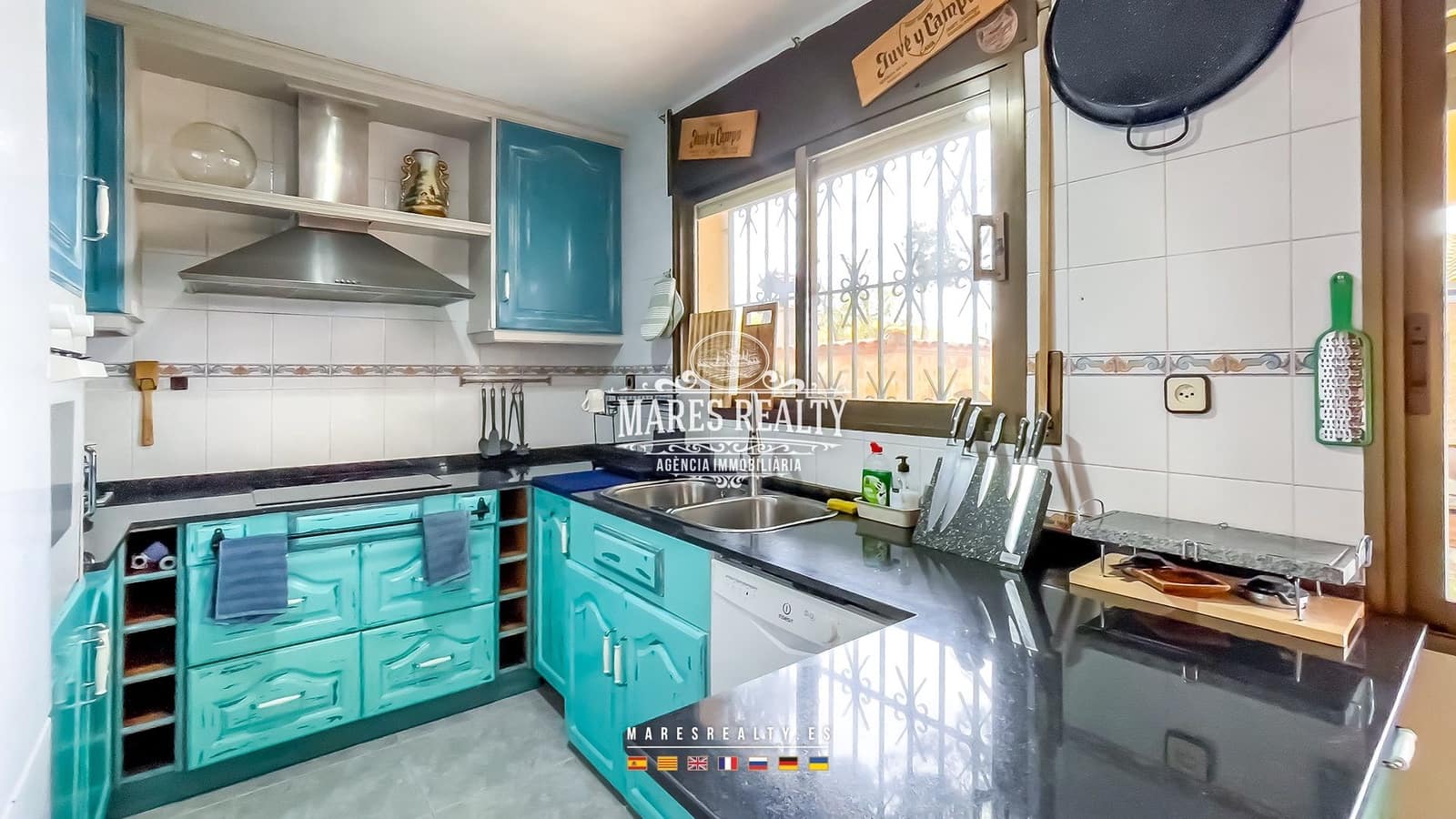 4 bedroom Villa for sale in Lloret de Mar with pool garage - € 510,000 (Ref: 8879687)