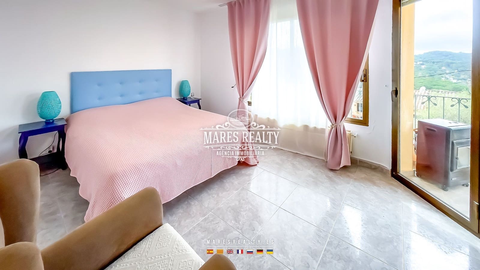 4 bedroom Villa for sale in Lloret de Mar with pool garage - € 510,000 (Ref: 8879687)