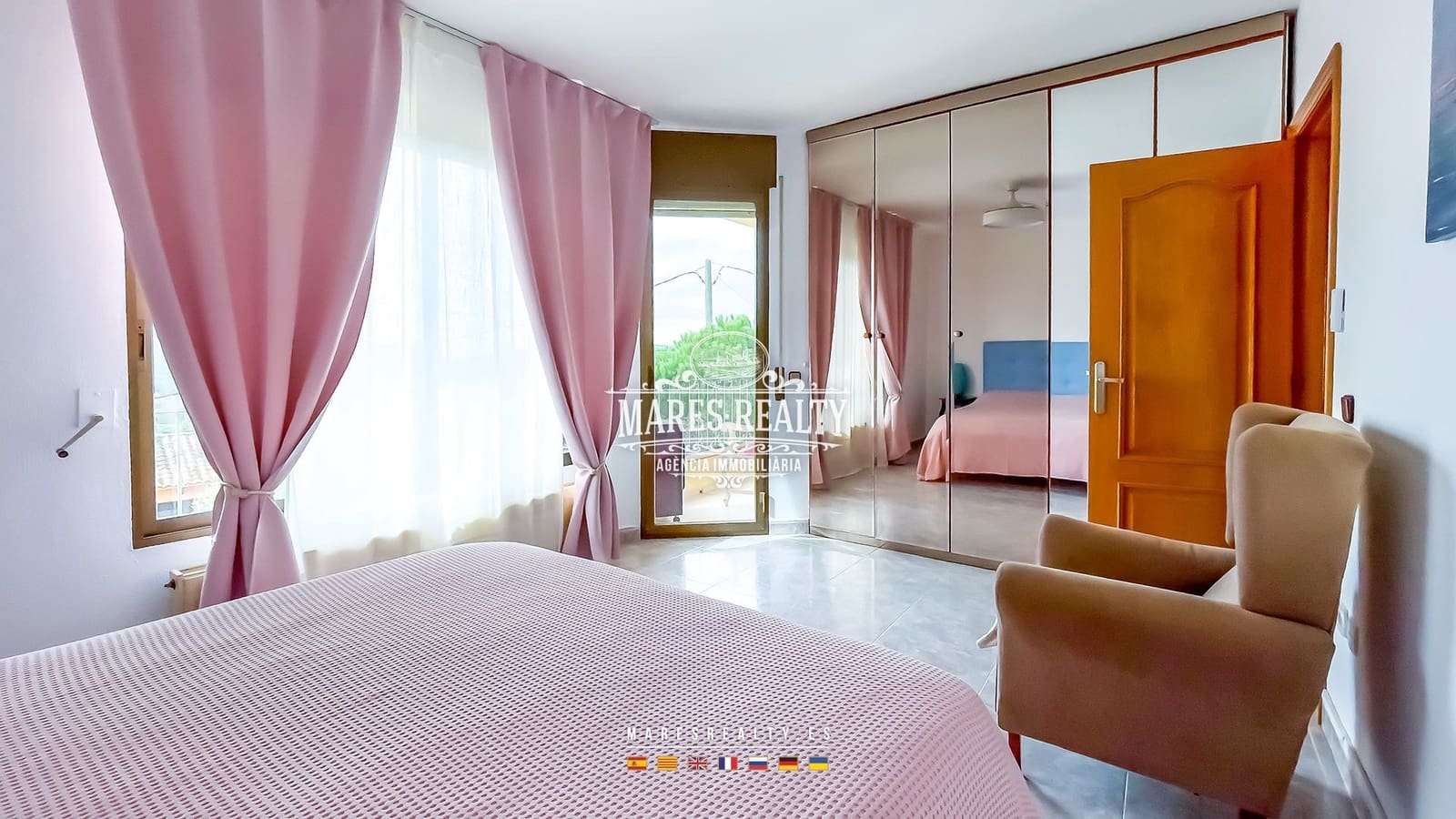 4 bedroom Villa for sale in Lloret de Mar with pool garage - € 510,000 (Ref: 8879687)