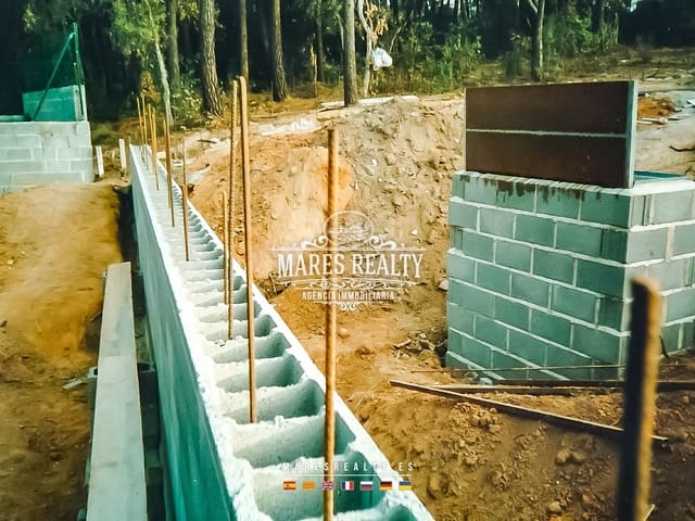 Rakentamaton maa myytävänä paikassa Lloret de Mar - 69 000 € (Ref: 8883955)