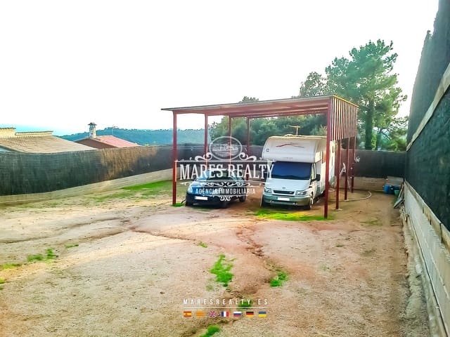 Rakentamaton maa myytävänä paikassa Lloret de Mar - 69 000 € (Ref: 8883955)