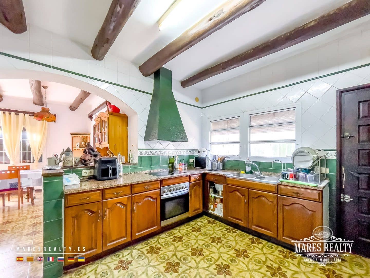 6 sypialnia Willa na sprzedaż w Lloret de Mar z basenem - 750 000 € (Ref: 8901785)