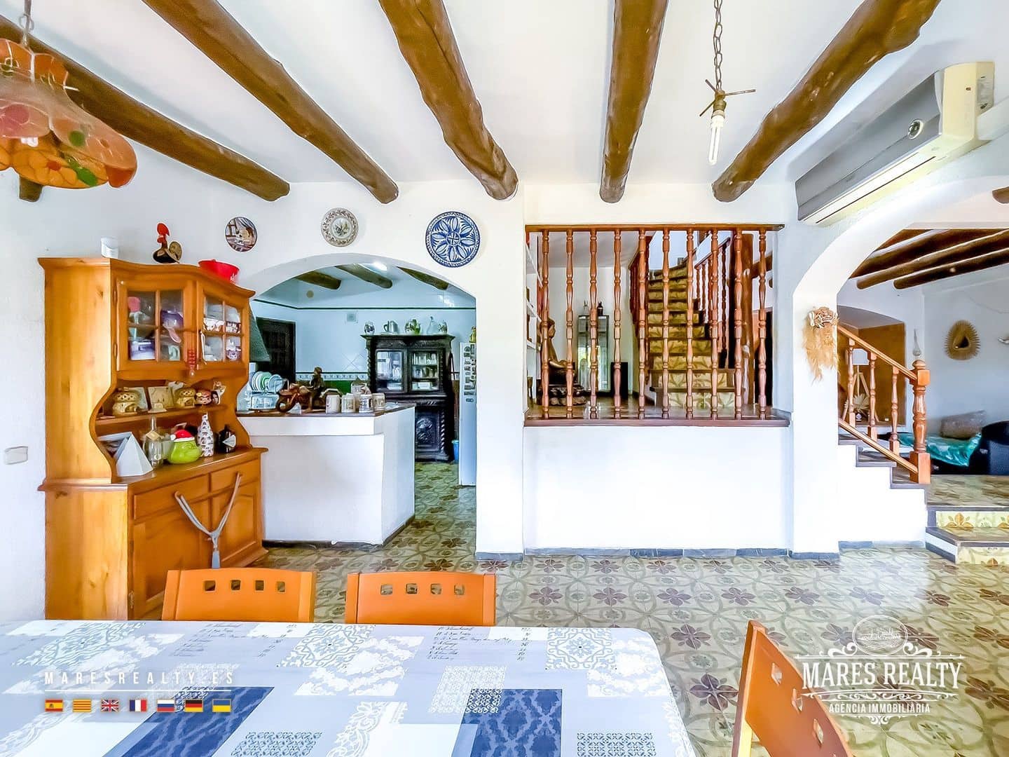 6 sypialnia Willa na sprzedaż w Lloret de Mar z basenem - 750 000 € (Ref: 8901785)