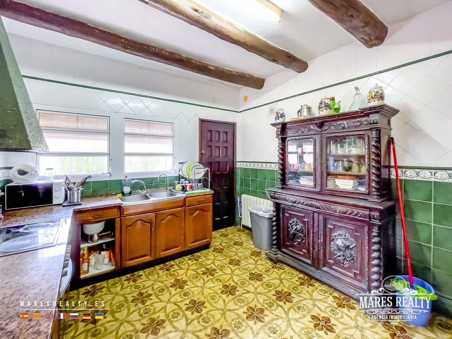 6 sypialnia Willa na sprzedaż w Lloret de Mar z basenem - 750 000 € (Ref: 8901785)