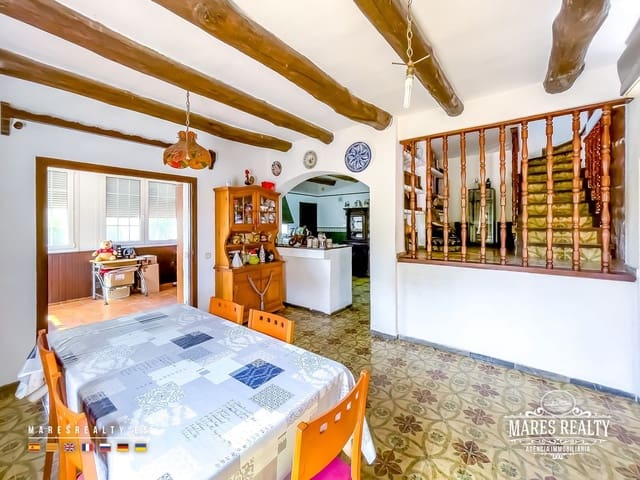 6 bedroom Villa for sale in Lloret de Mar with pool - € 750,000 (Ref: 8901785)