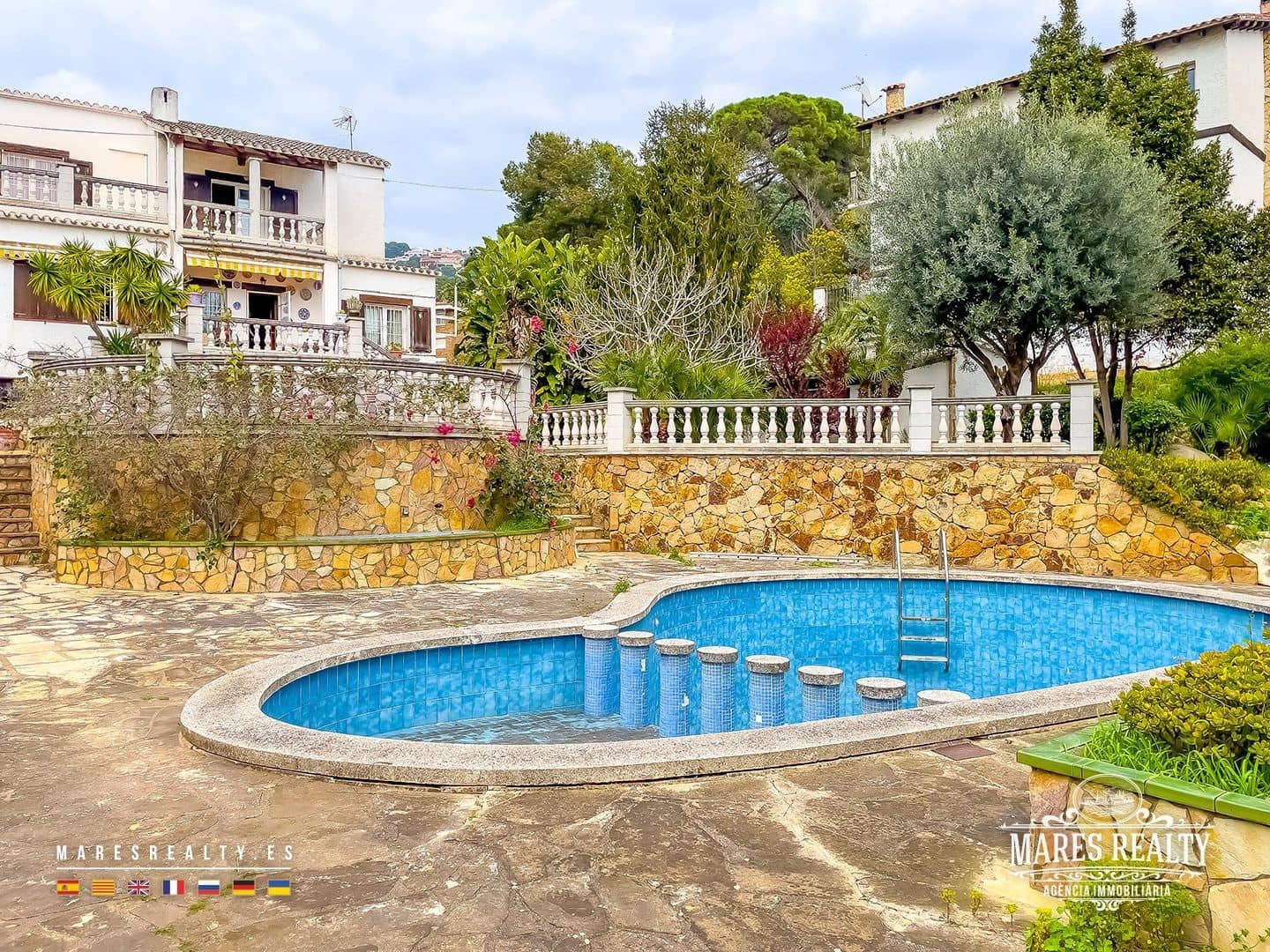 6 sypialnia Willa na sprzedaż w Lloret de Mar z basenem - 750 000 € (Ref: 8901785)