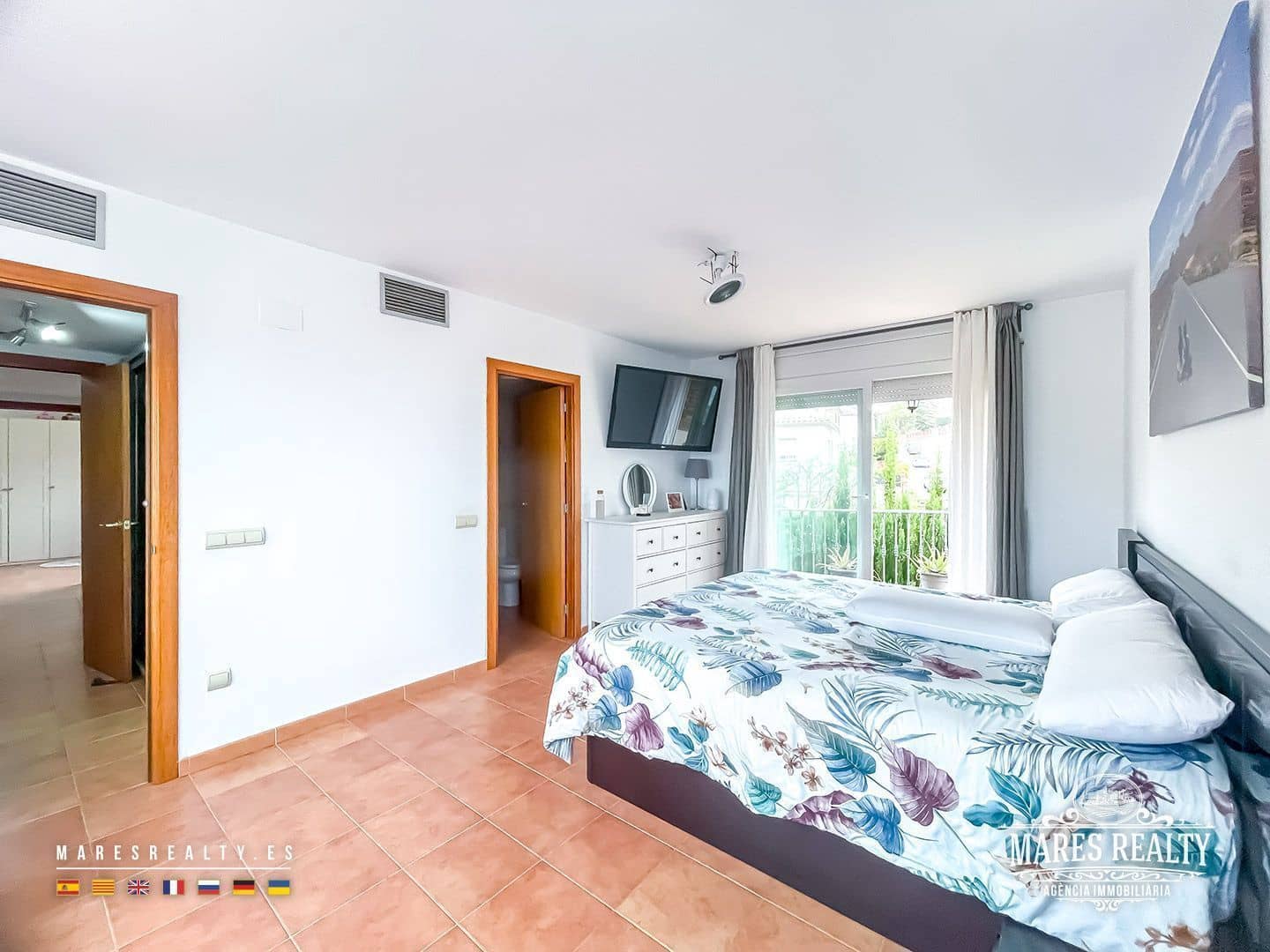 4 slaapkamer Halfvrijstaande villa te koop in Canet de Mar met garage - € 645.000 (Ref: 8905090)