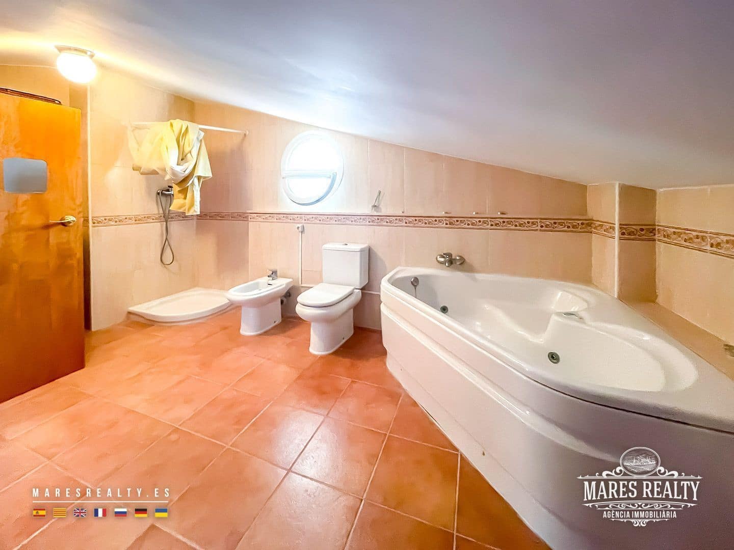 4 slaapkamer Halfvrijstaande villa te koop in Canet de Mar met garage - € 645.000 (Ref: 8905090)