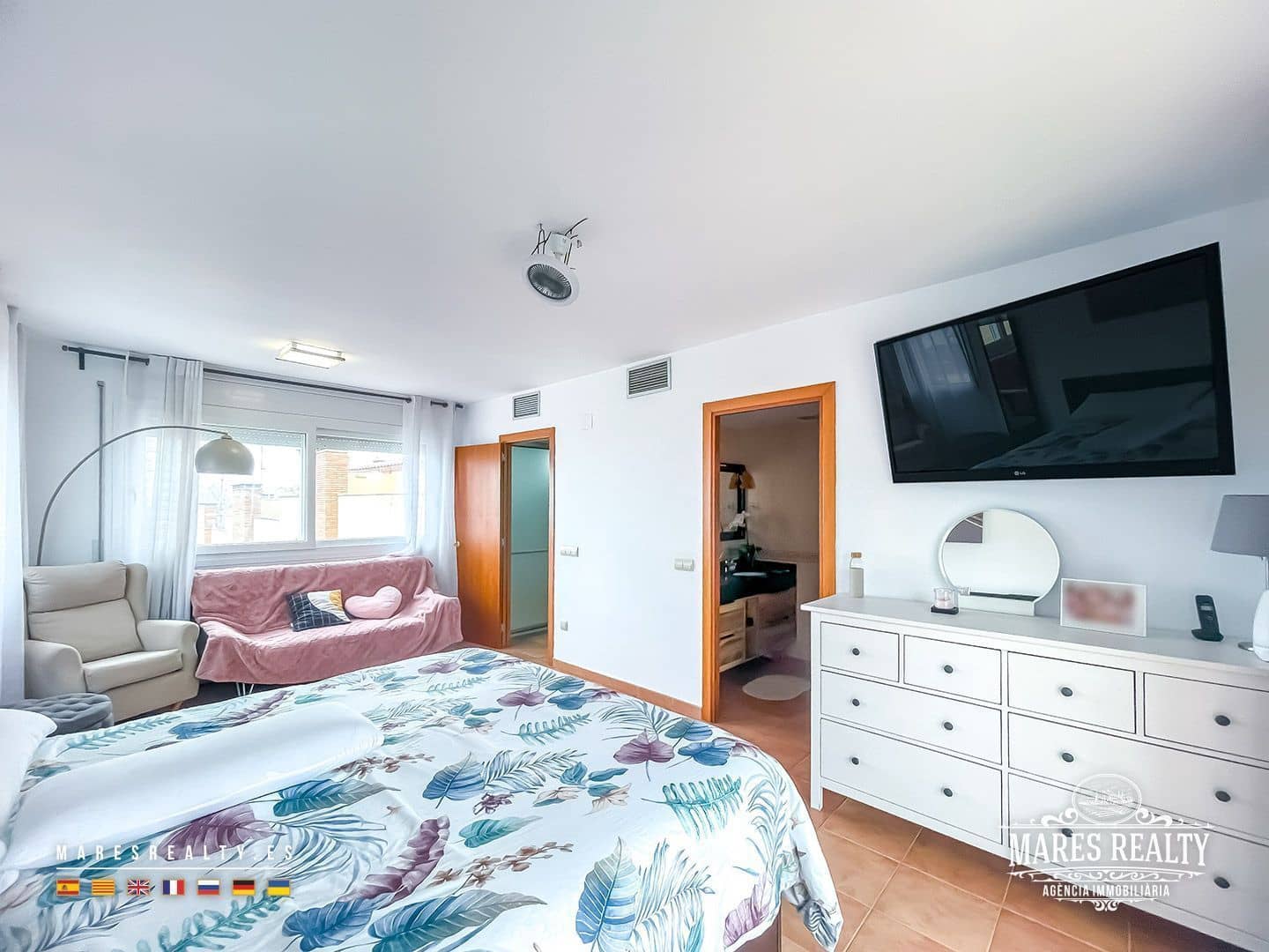 4 slaapkamer Halfvrijstaande villa te koop in Canet de Mar met garage - € 645.000 (Ref: 8905090)