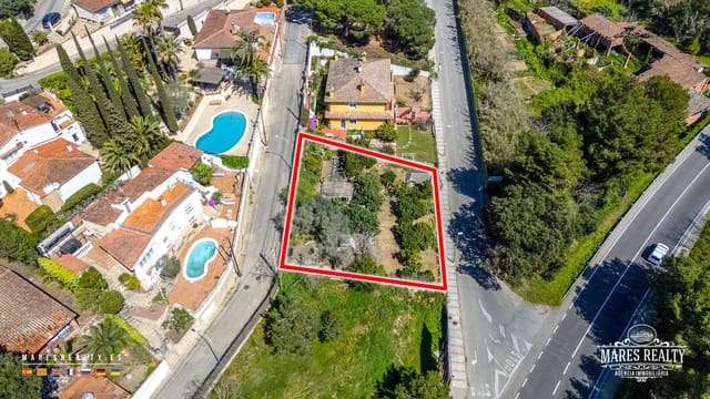 Undeveloped Land for sale in Lloret de Mar - € 260,000 (Ref: 8910864)