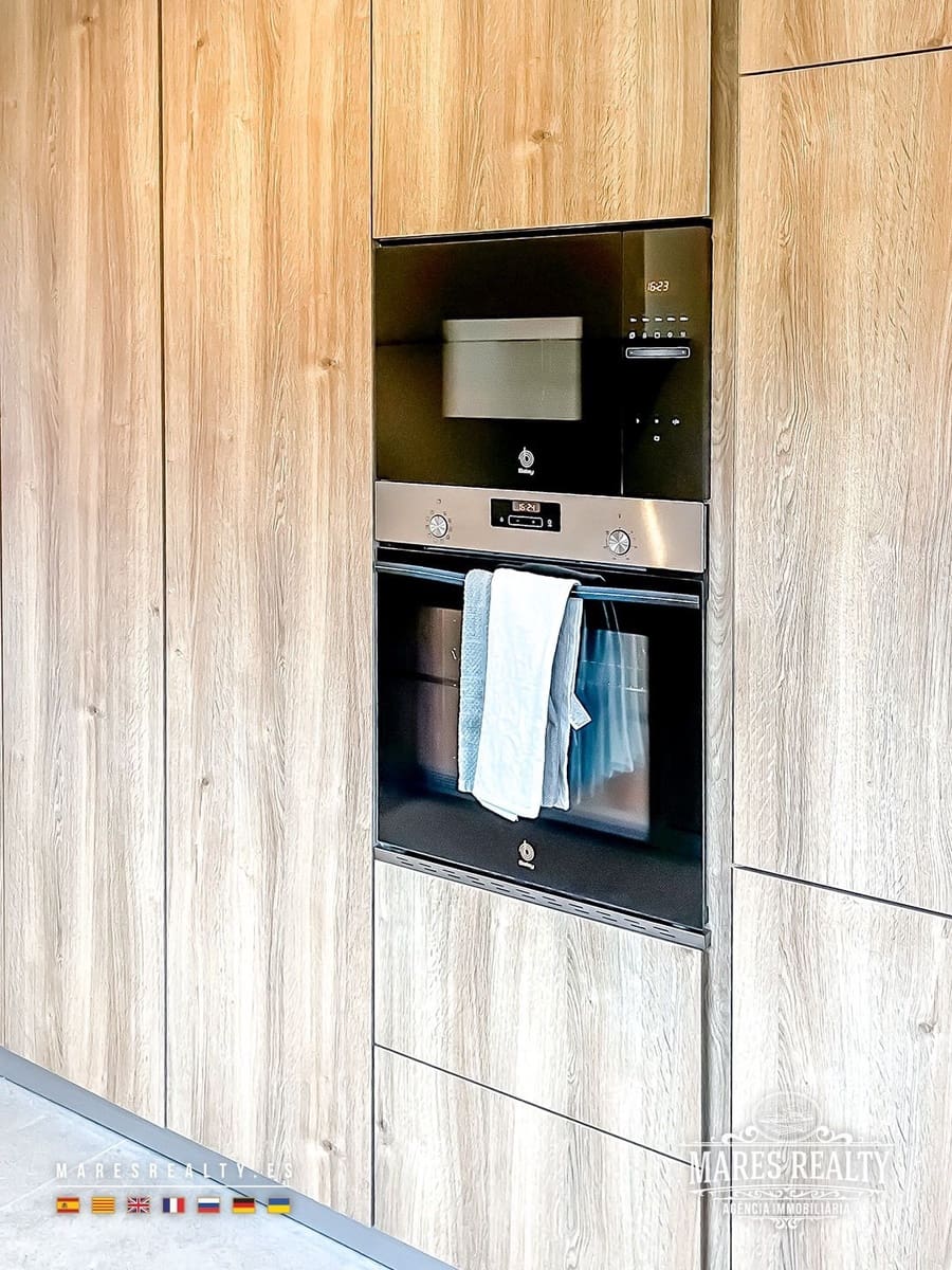 4 soveværelse Villa til salg i Lloret de Mar med garage - € 670.000 (Ref: 8914753)