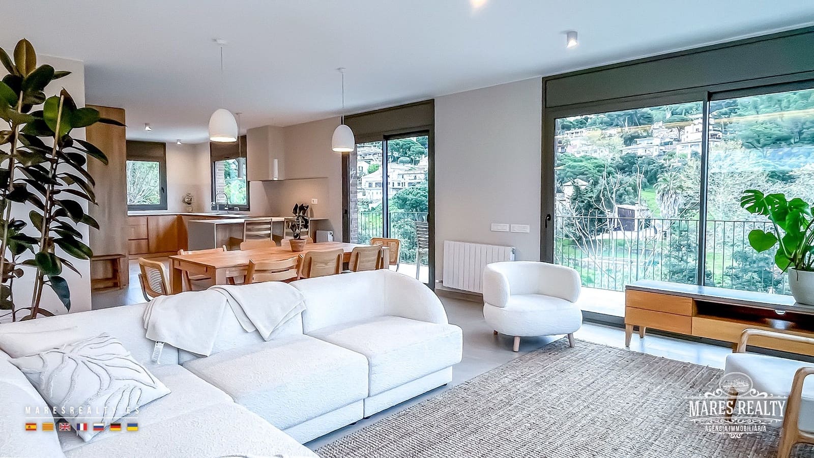 4 soveværelse Villa til salg i Lloret de Mar med garage - € 670.000 (Ref: 8914753)