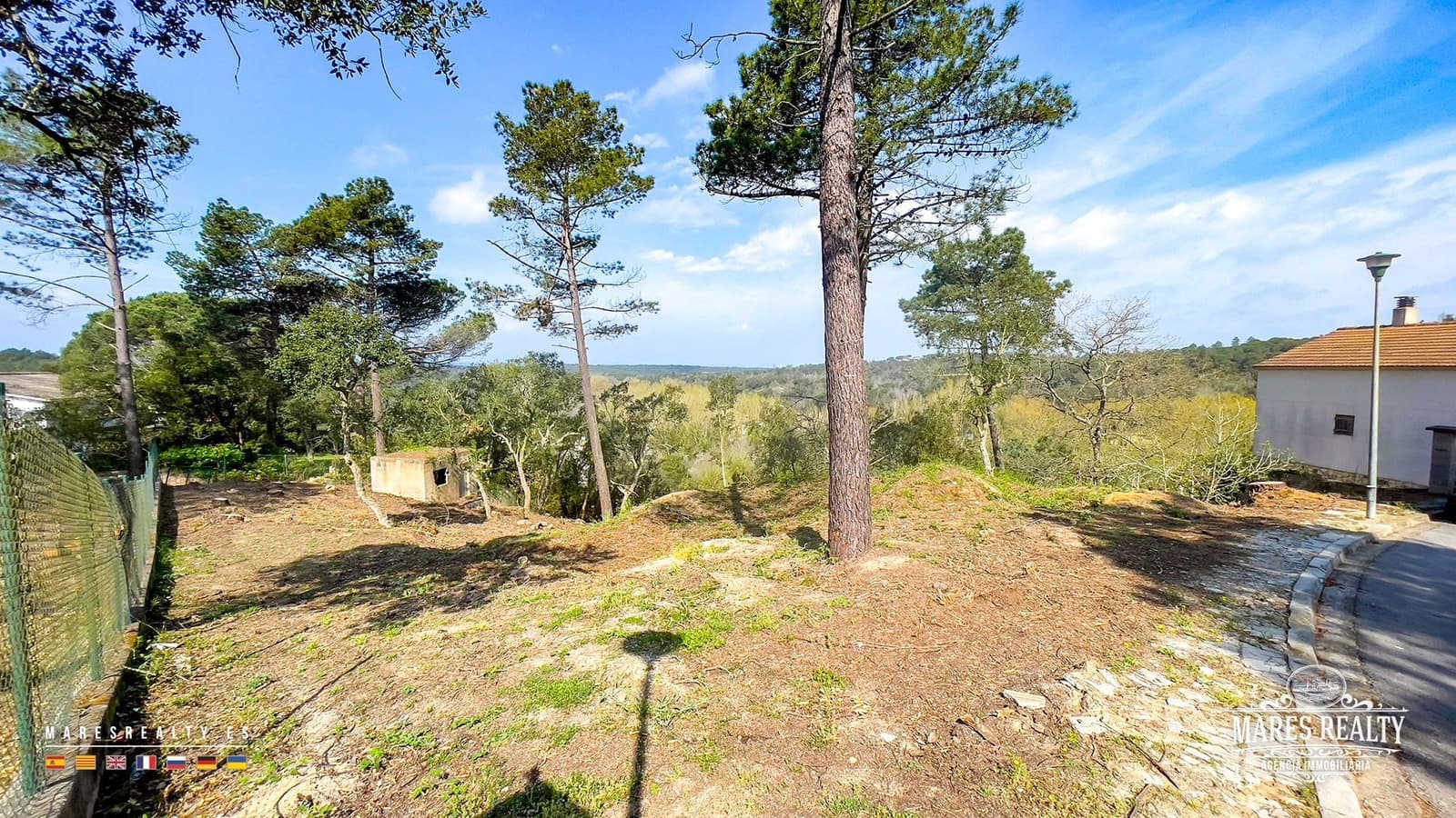 Grunde uden byggetilladelser til salg i Vidreres - € 50.000 (Ref: 8929778)