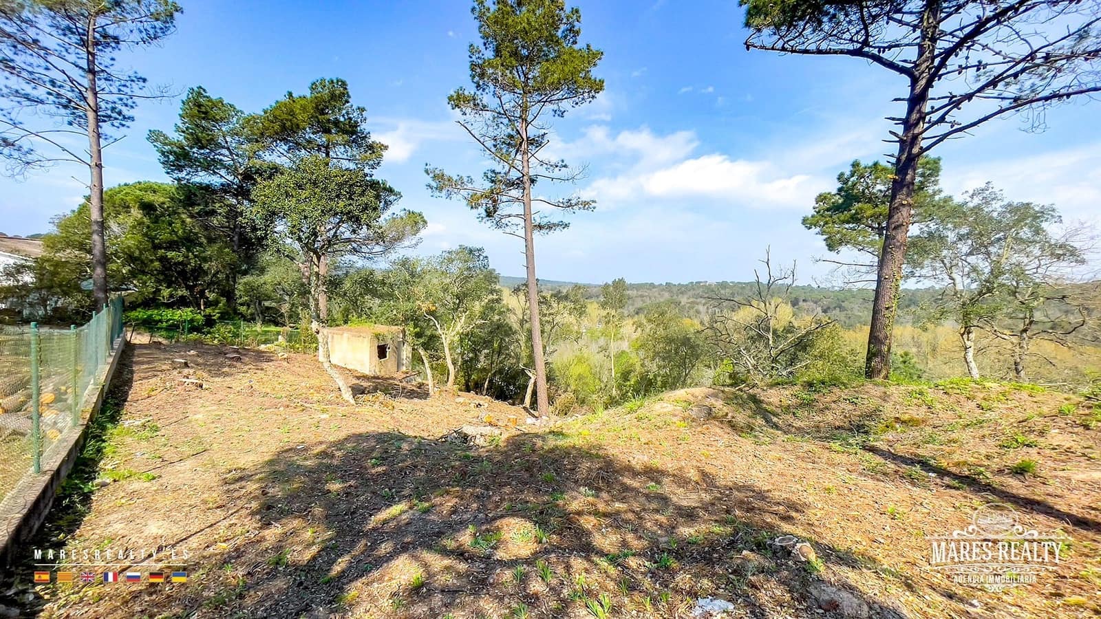 Grunde uden byggetilladelser til salg i Vidreres - € 50.000 (Ref: 8929778)