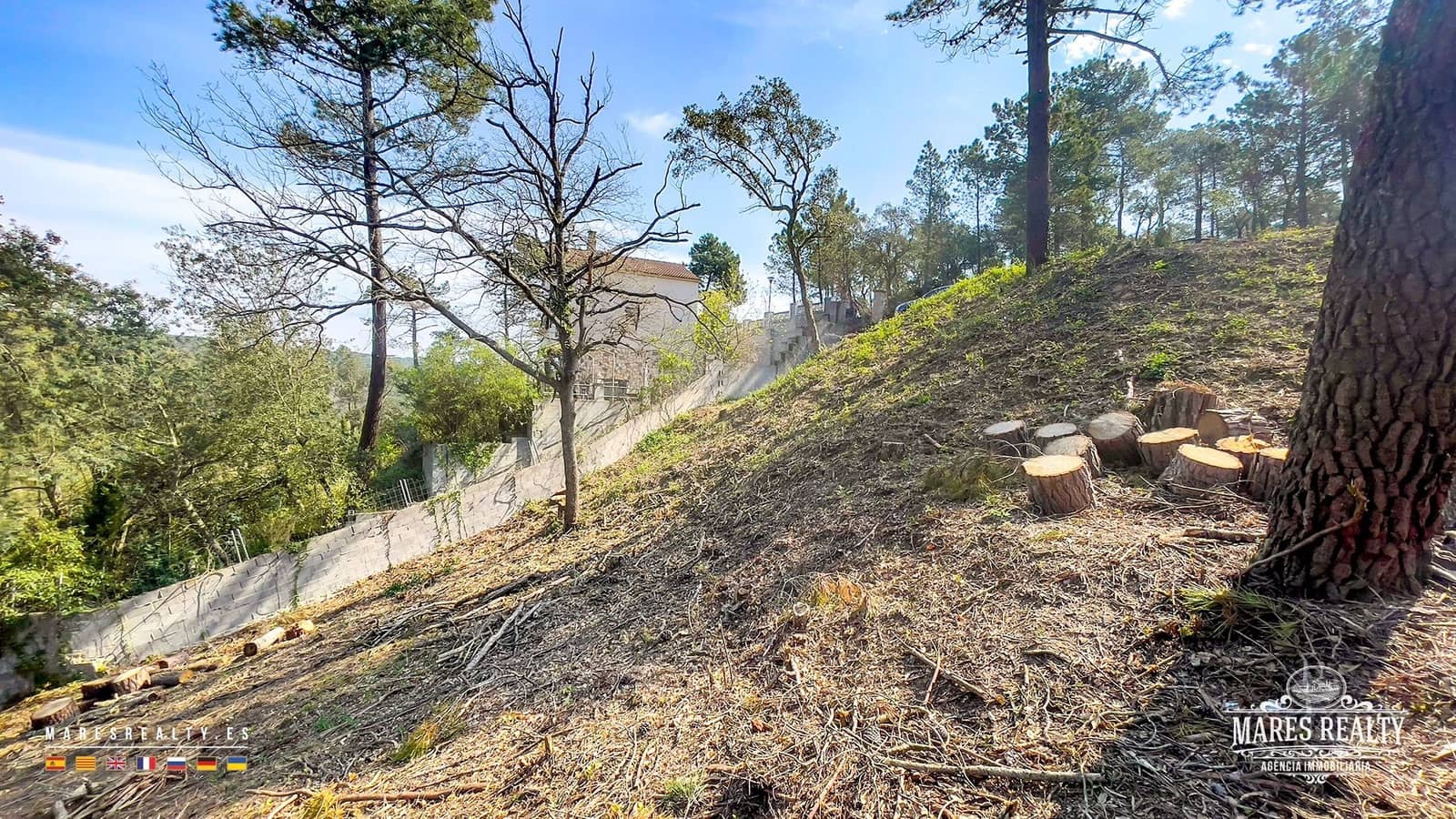 Grunde uden byggetilladelser til salg i Vidreres - € 50.000 (Ref: 8929778)