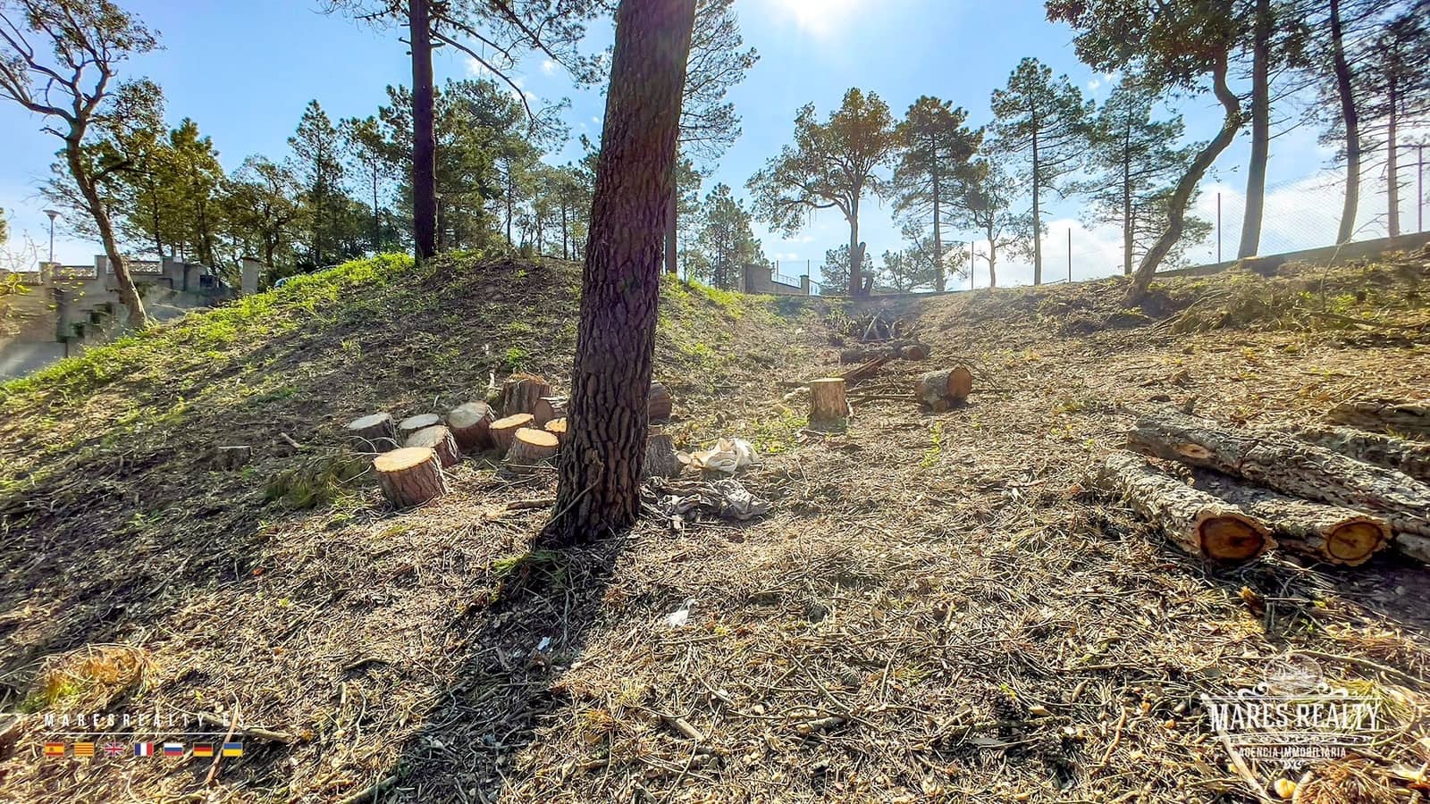 Grunde uden byggetilladelser til salg i Vidreres - € 50.000 (Ref: 8929778)