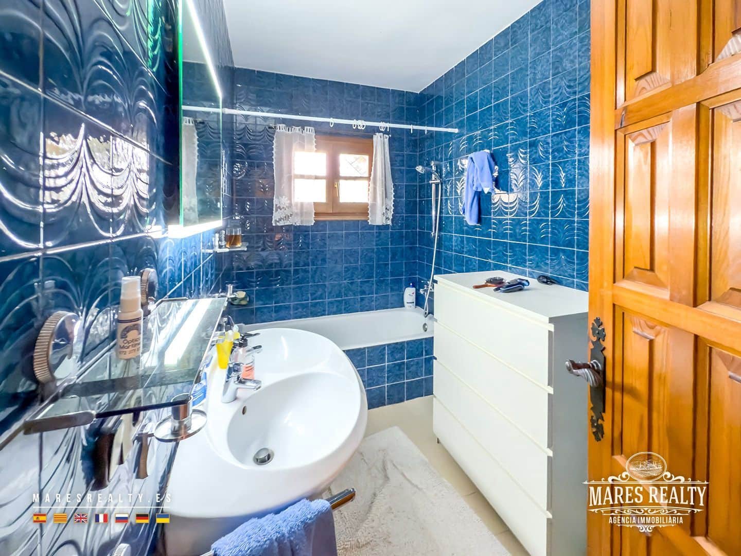 7 soveværelse Villa til salg i Lloret de Mar med swimmingpool - € 310.000 (Ref: 8980091)
