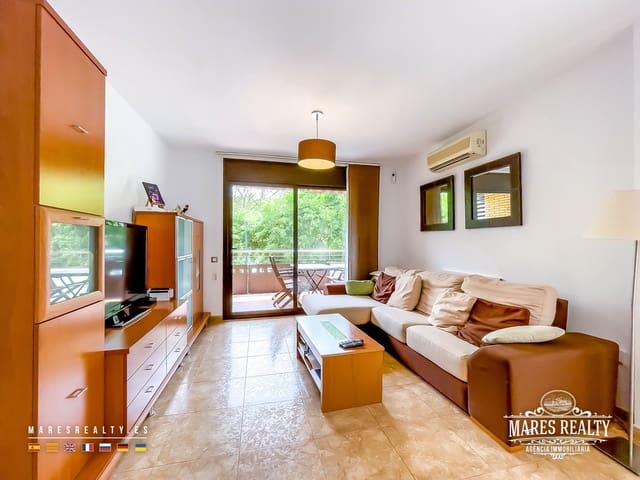 3 bedroom Flat for sale in Malgrat de Mar with garage - € 270,000 (Ref: 8982106)