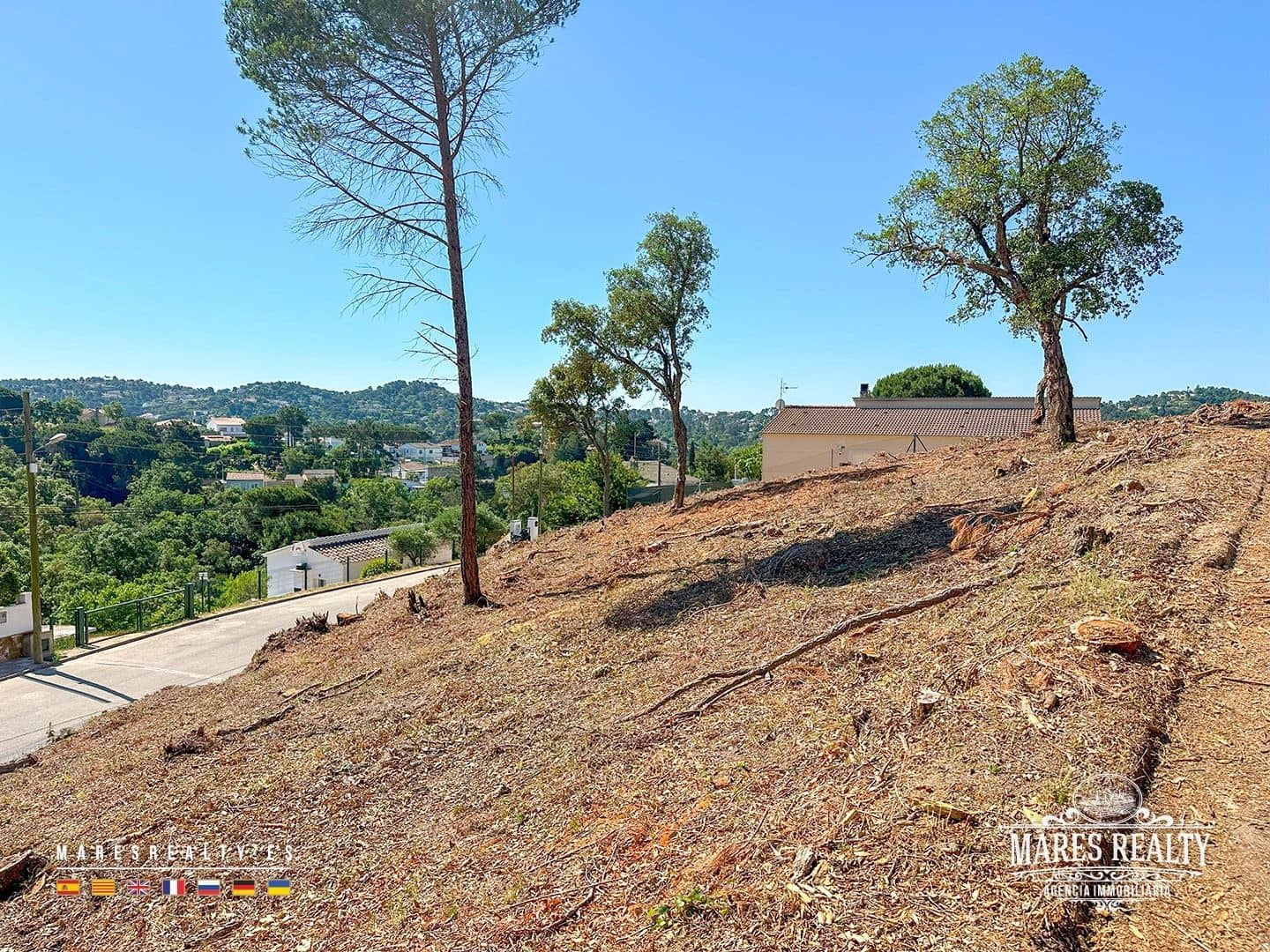 Ubebygd land til salgs i Vidreres - € 180 000 (Ref: 8994438)