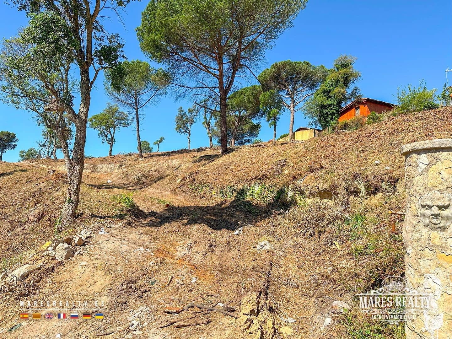 Ubebygd land til salgs i Vidreres - € 180 000 (Ref: 8994438)