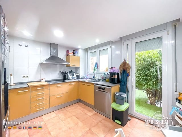 4 sypialnia Willa do wynajęcia w Canet de Mar z garażem - 2 800 € (Ref: 9004646)