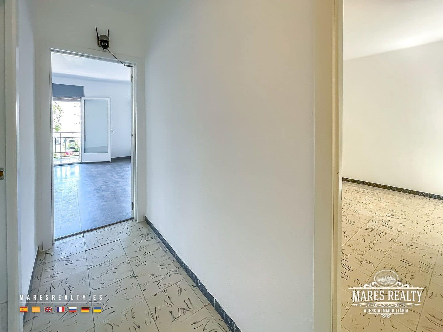 3 bedroom Flat for sale in Pineda de Mar - € 175,000 (Ref: 9026313)