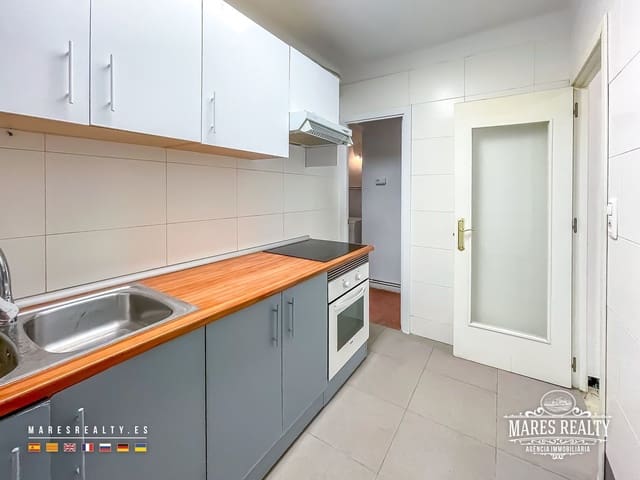 3 bedroom Flat for sale in Pineda de Mar - € 175,000 (Ref: 9026313)