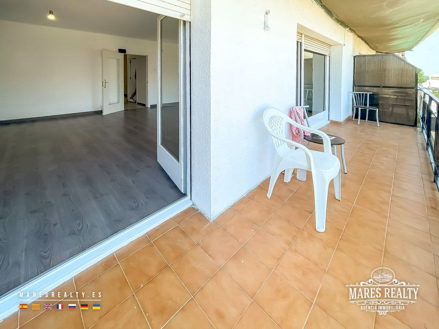 3 bedroom Flat for sale in Pineda de Mar - € 175,000 (Ref: 9026313)