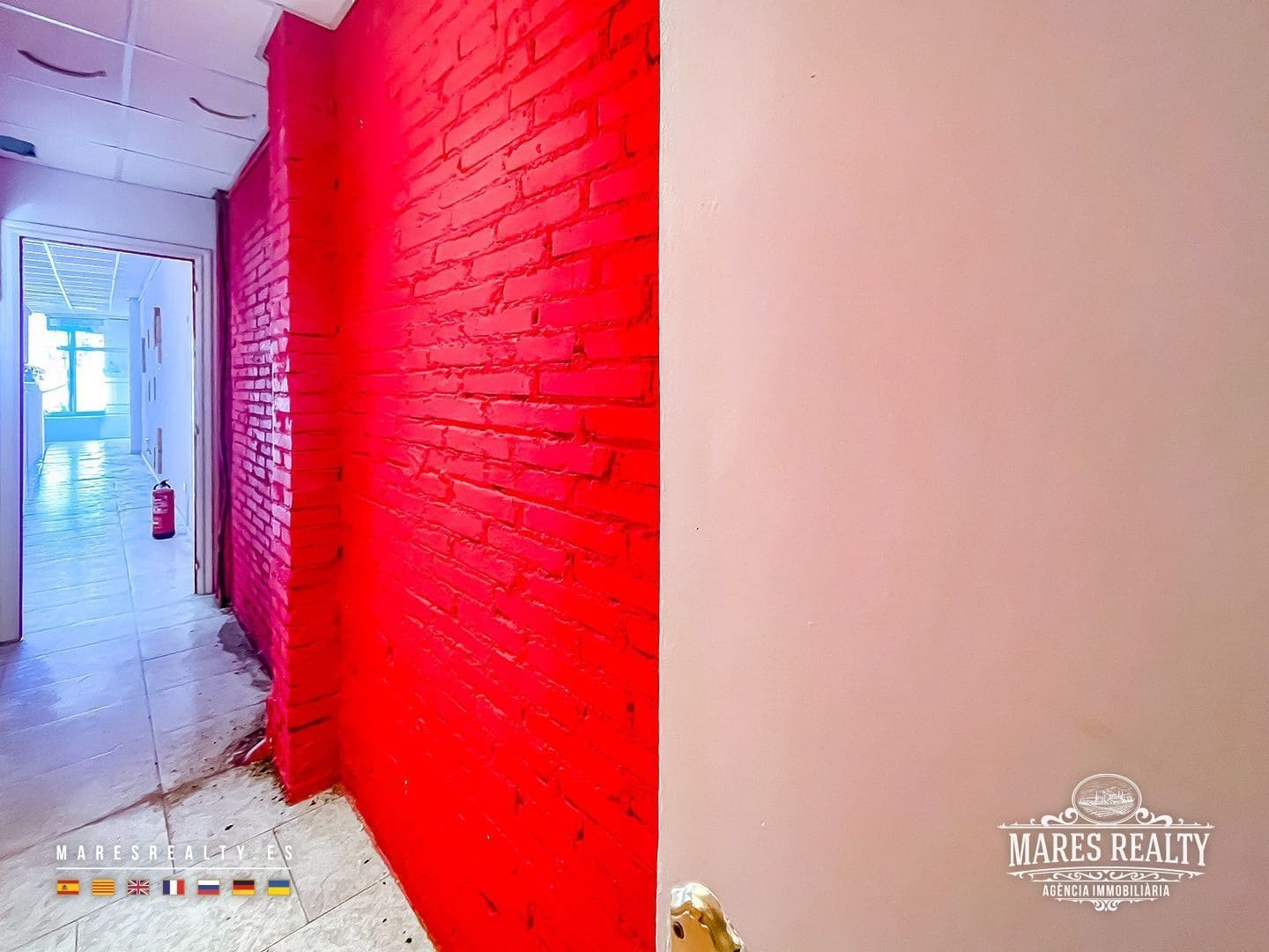 Erhverv til salg i Pineda de Mar - € 90.000 (Ref: 9034160)