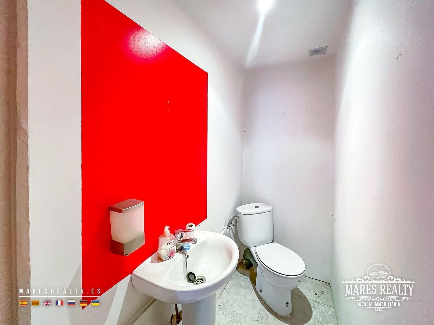 Gewerbe zu verkaufen in Pineda de Mar - 90.000 € (Ref: 9034160)