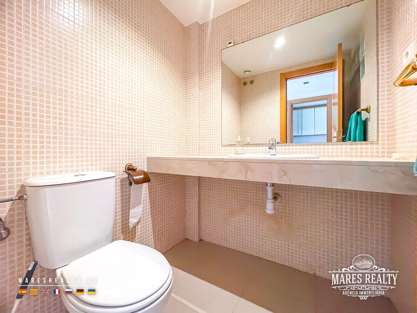 4 quarto Moradia Geminada para venda em Cabrils com garagem - 650 000 € (Ref: 9058809)