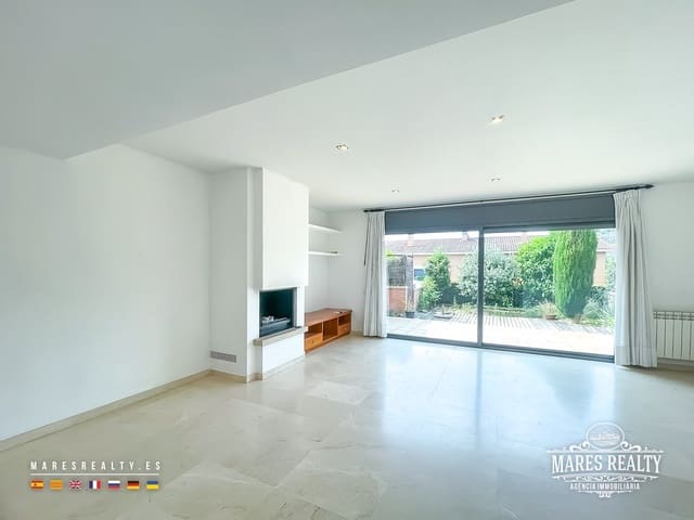 4 slaapkamer Halfvrijstaande villa te koop in Cabrils met garage - € 650.000 (Ref: 9058809)