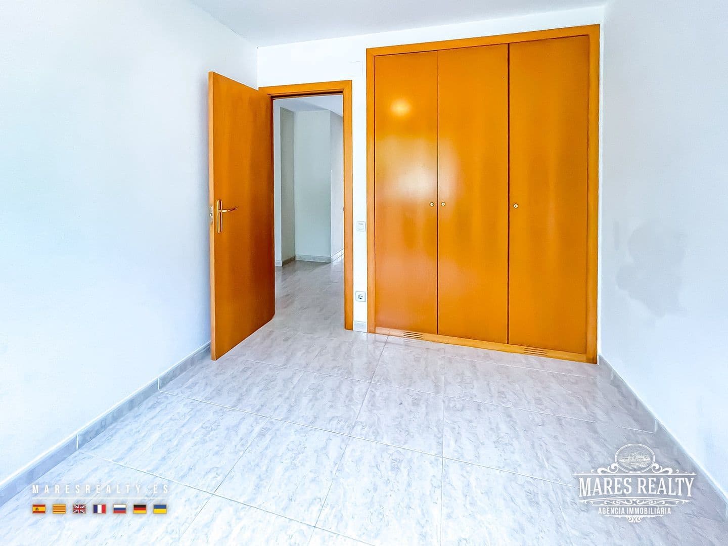 4 quarto Moradia Geminada para venda em Cabrils com garagem - 650 000 € (Ref: 9058809)