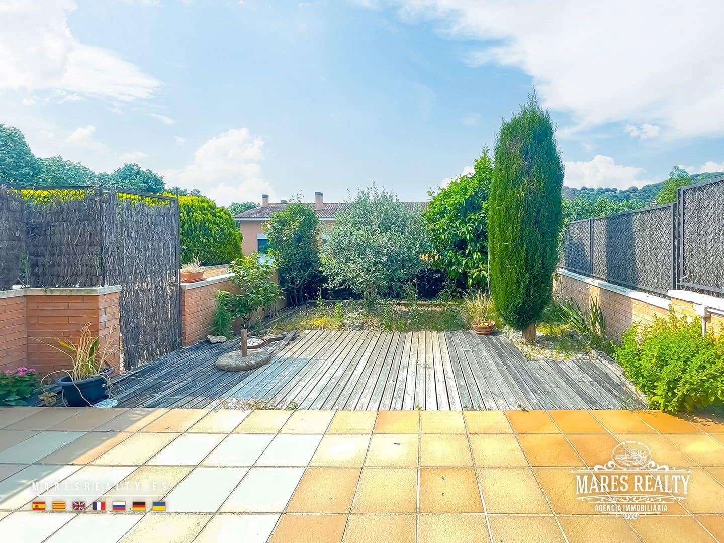 4 quarto Moradia Geminada para venda em Cabrils com garagem - 650 000 € (Ref: 9058809)