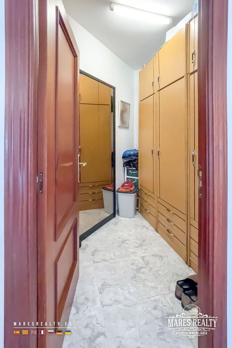 3 bedroom Flat for sale in Lloret de Mar with pool garage - € 330,000 (Ref: 9062099)