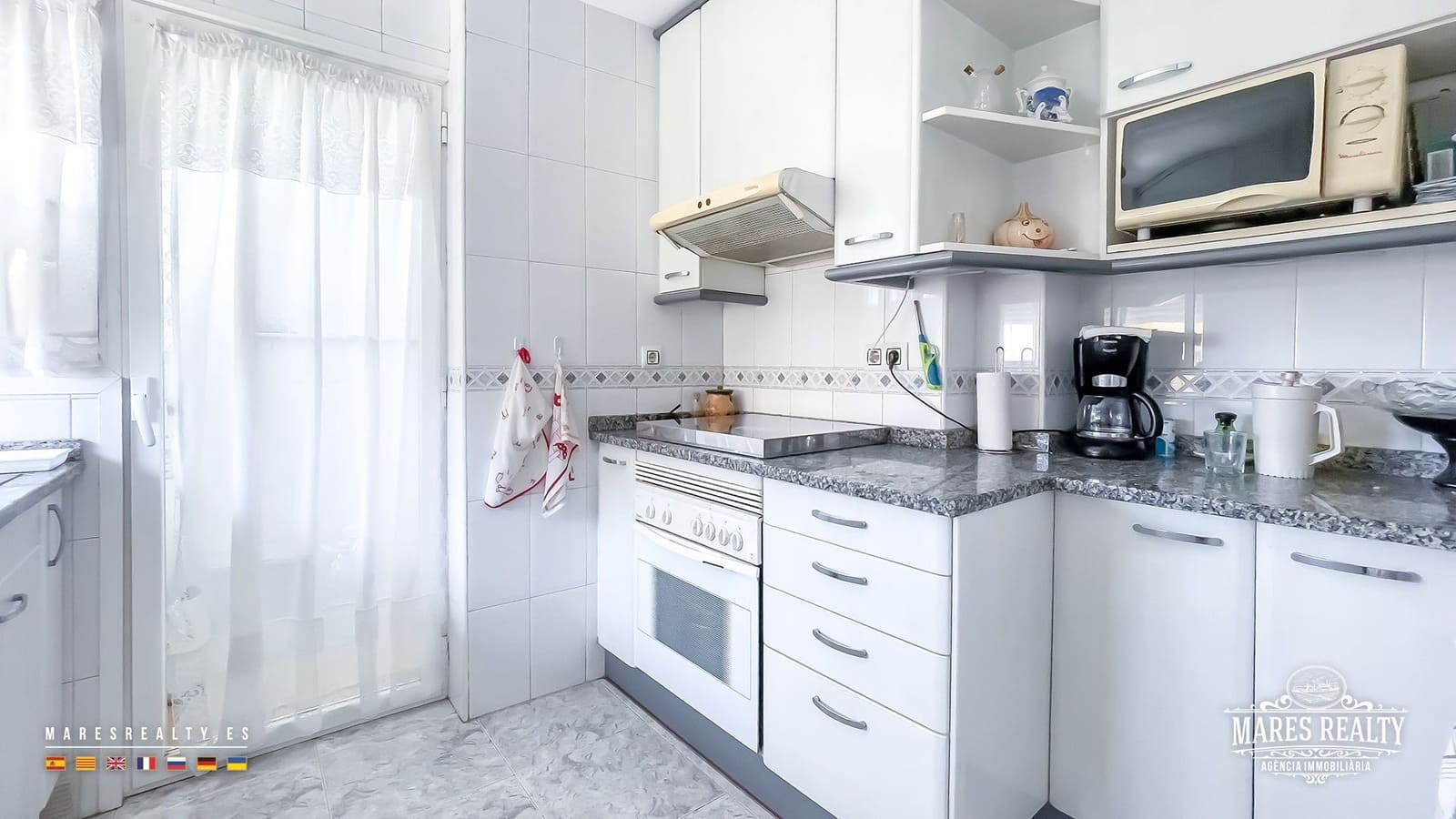 3 bedroom Flat for sale in Lloret de Mar with pool garage - € 330,000 (Ref: 9062099)