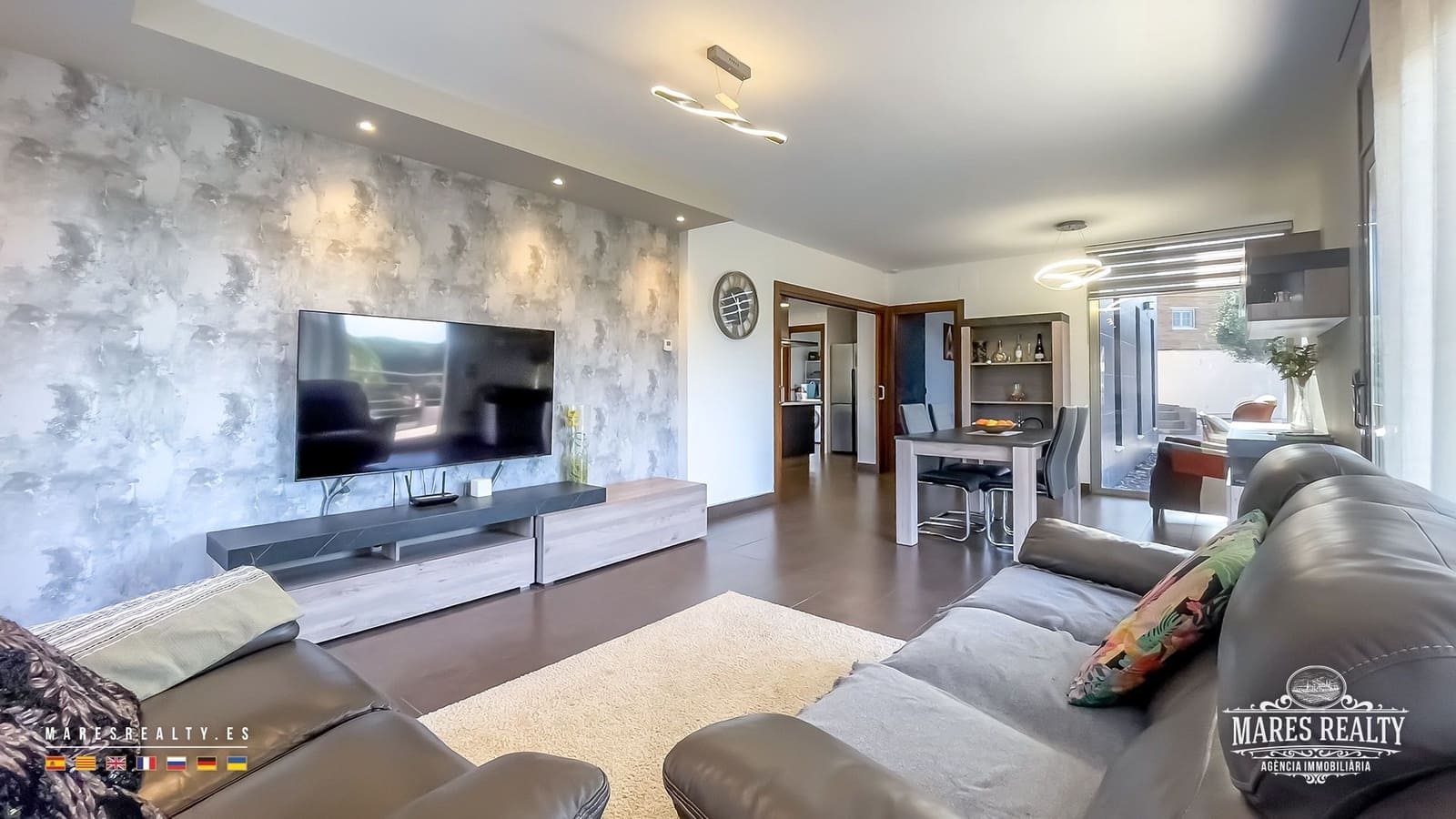 4 soverom Villa til salgs i Lloret de Mar med svømmebasseng garasje - € 590 000 (Ref: 9062100)