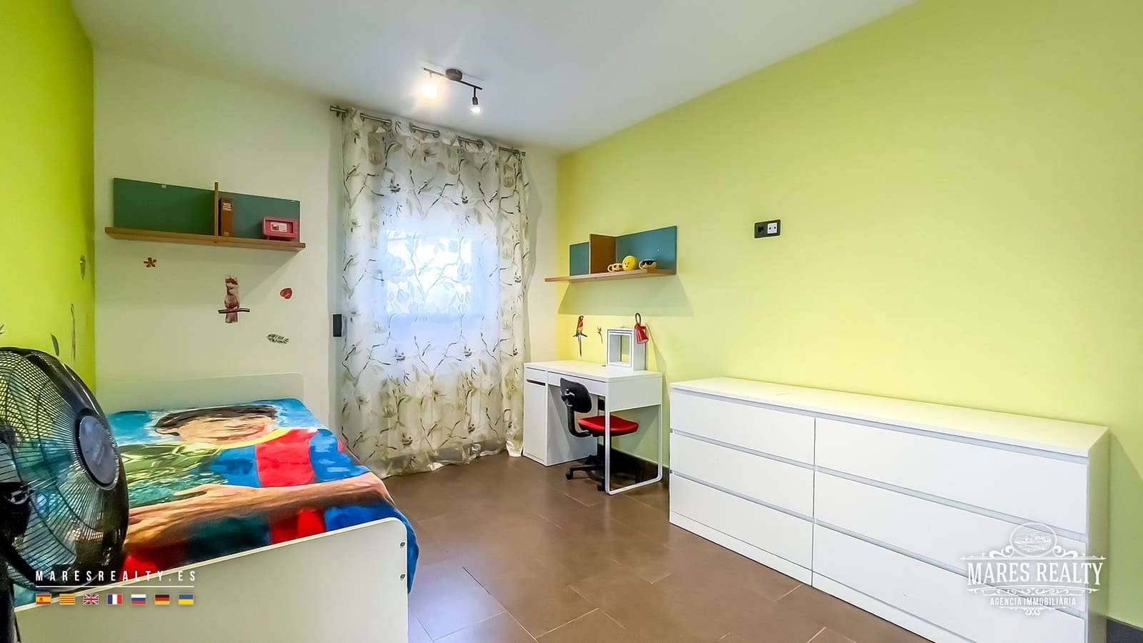 4 soverom Villa til salgs i Lloret de Mar med svømmebasseng garasje - € 590 000 (Ref: 9062100)